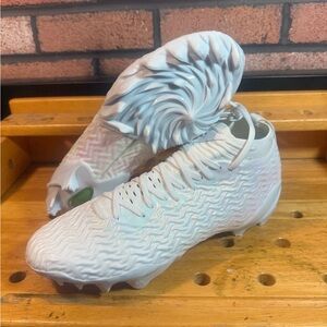 Under Armour Spotlight Pro Football Cleats 3028200-100 Men’s Size 10, 10.5